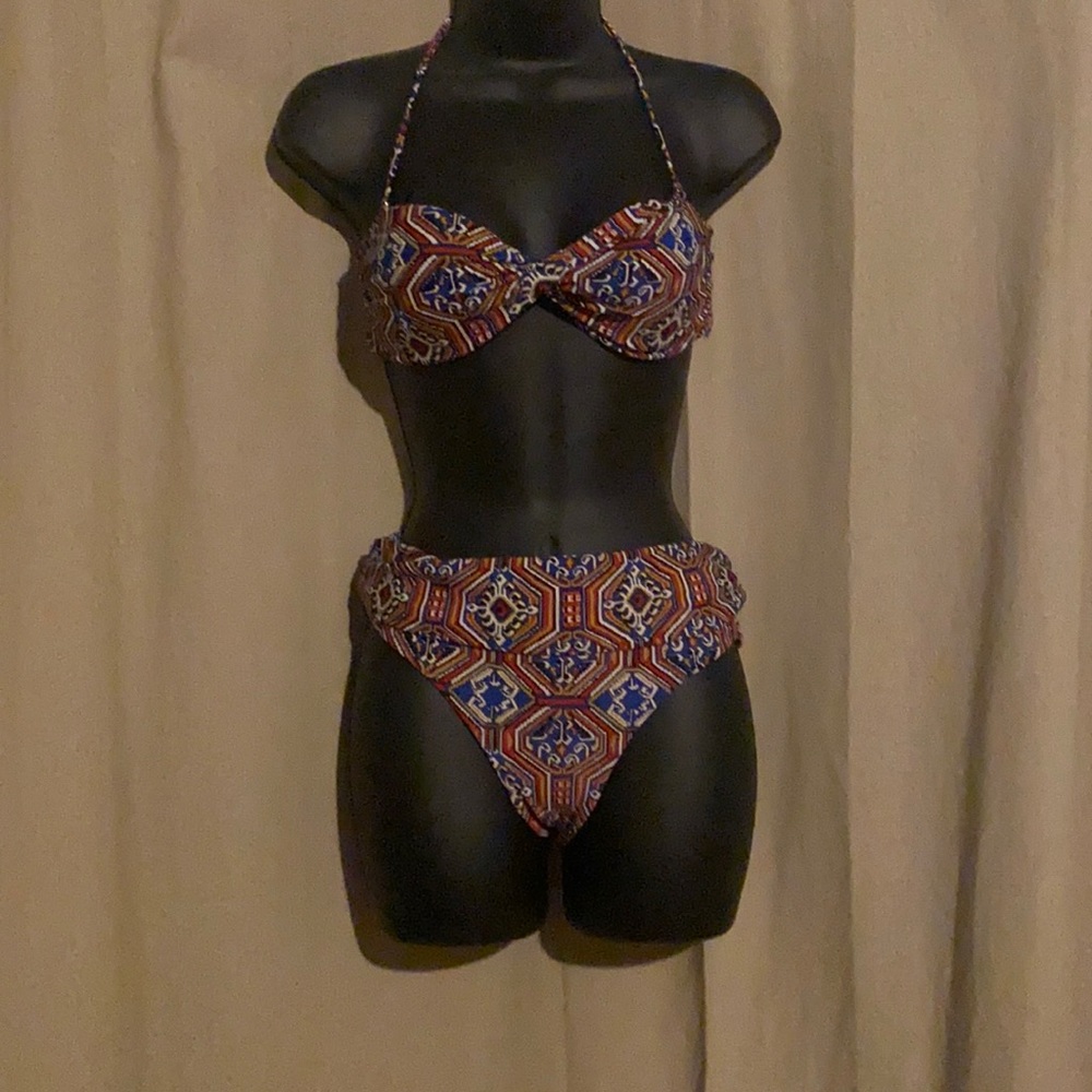 Jessica Simpson swim suit